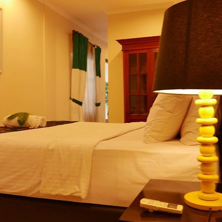 Ciwulan 36 Guest House Bandung Exterior foto